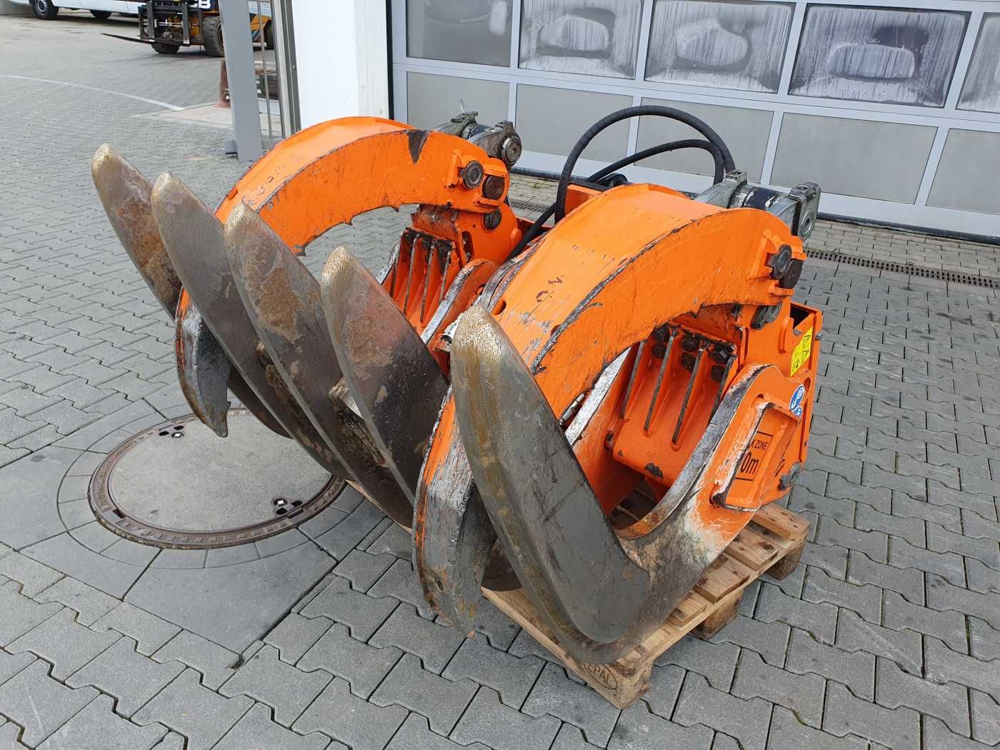 Fahrzeugabbildung Andere Westtech G1250 Roderechen Greifarme / S60 / 2021