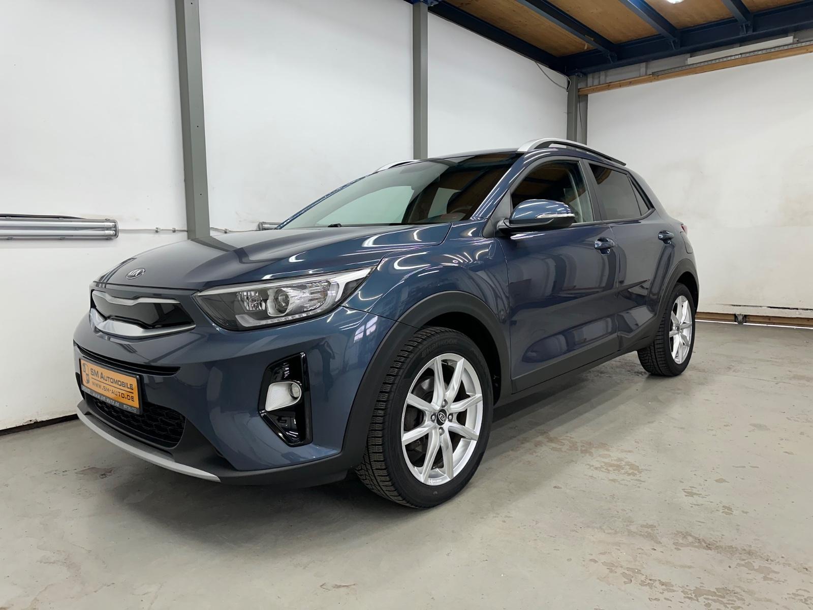 Kia Stonic 1.0 T-GDI Dream-Team Edition 1.HAND