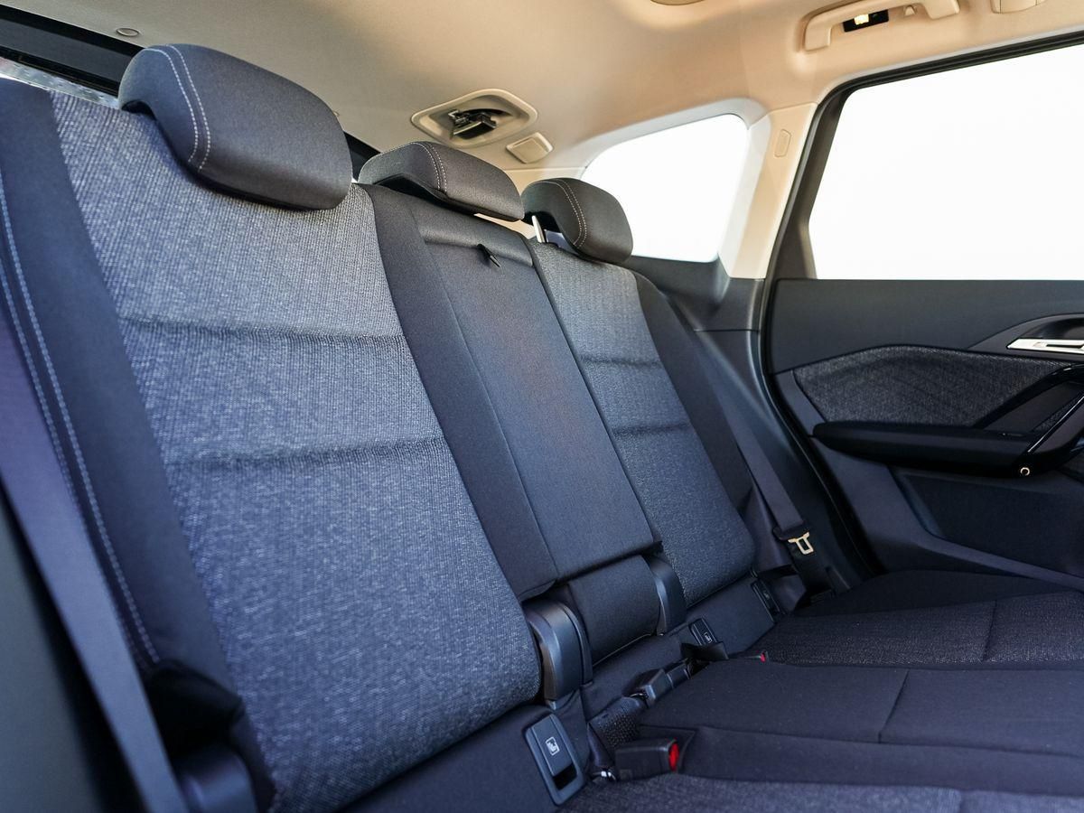 BMW X1 sDrive18d AHK aLED PANO KoZg SpPaket SonGlas foto 19