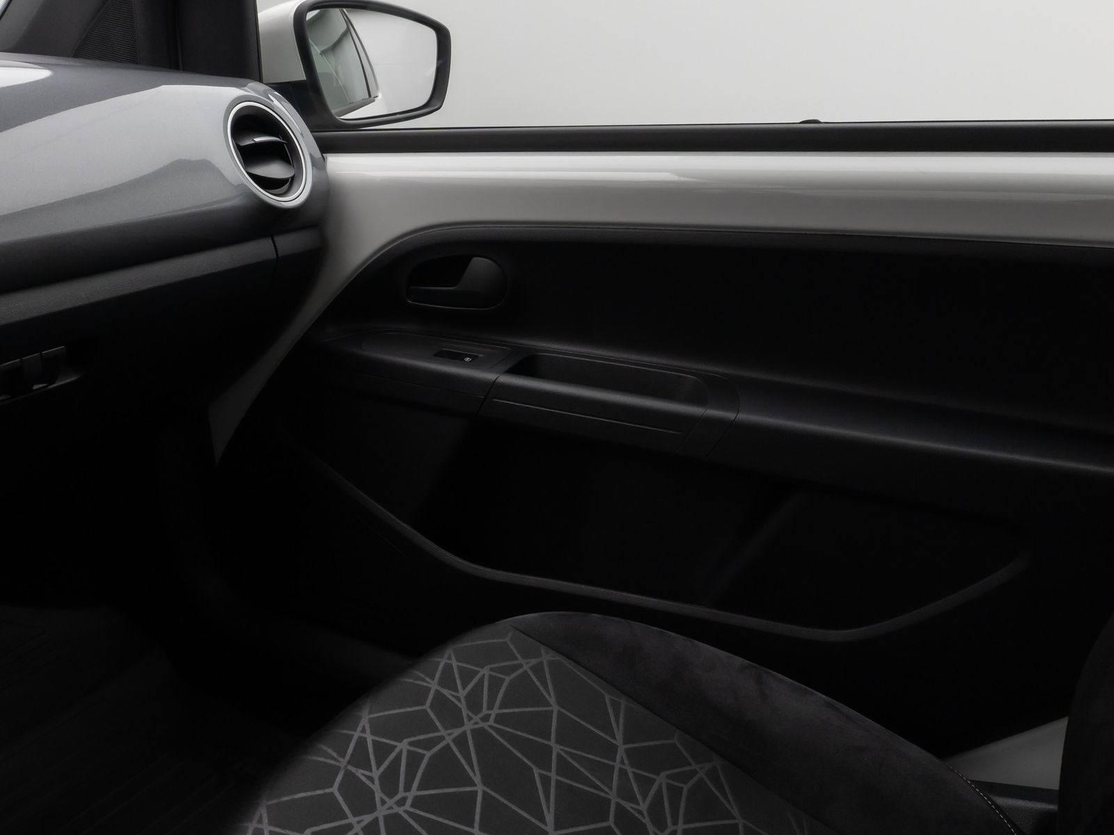 Fahrzeugabbildung SKODA Citigo Clever Sitzhzg 1.Hand 8Fach
