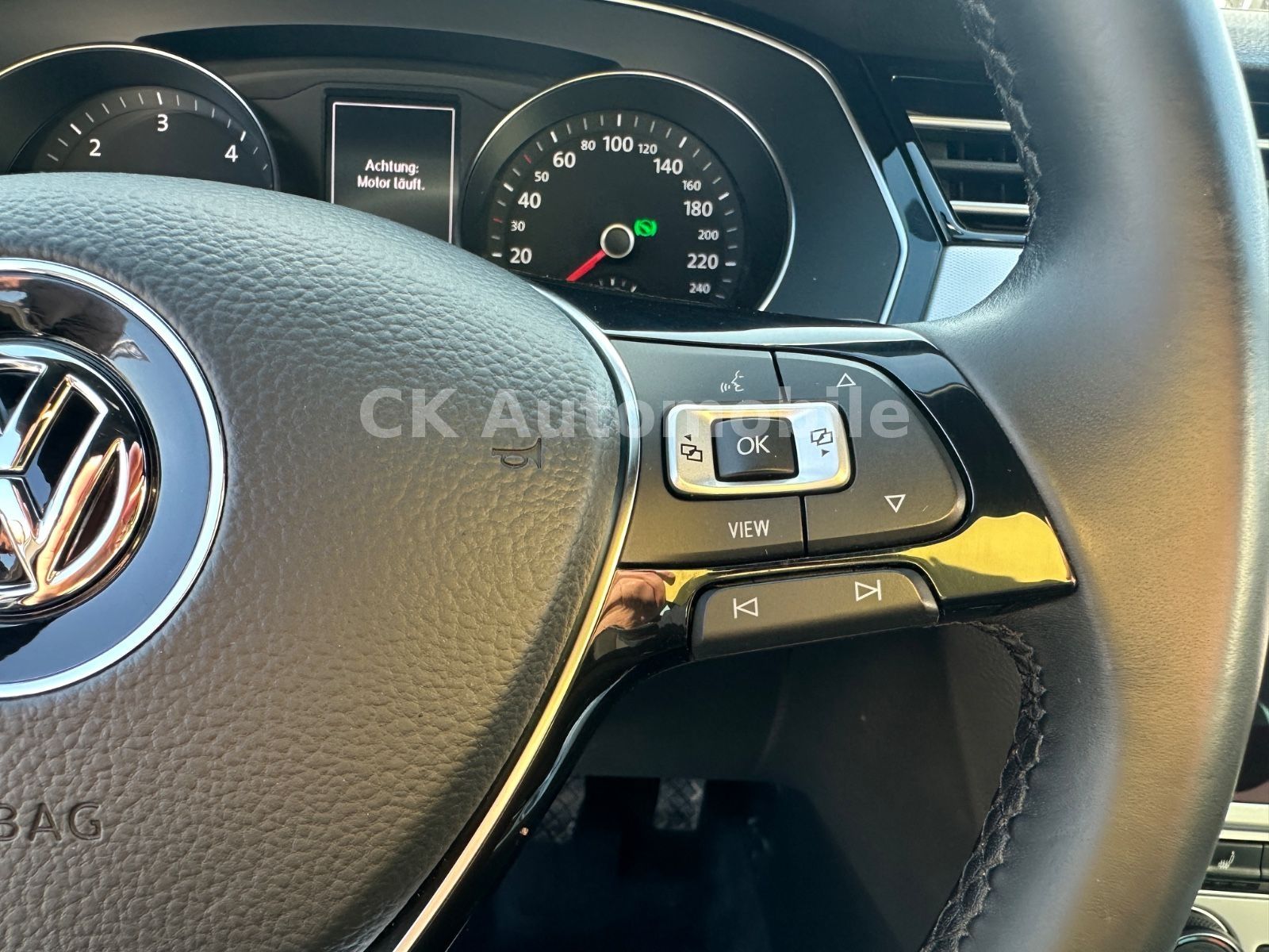 Fahrzeugabbildung Volkswagen Passat Variant Comfortline 2.0TDI/DSG/LED/AHK