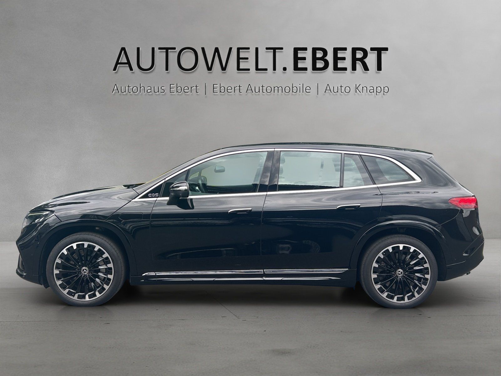 Fahrzeugabbildung Mercedes-Benz EQS450+ SUV AMG Advan 22" Pano AHK KeyGo TV 360°