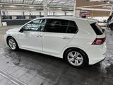 Volkswagen Golf VIII 1.5 TSI ACT OPF 96kW Life NAVI PANO