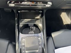 Fahrzeugabbildung GLA 200 Style 4Matic