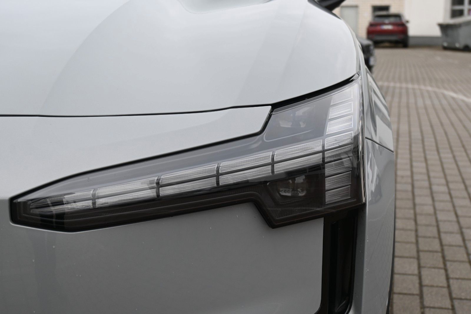 Fahrzeugabbildung Volvo EX30 Twin Performance AWD Ultra*PANO*ACC*20"