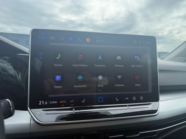 Golf Variant 8 VIII Life 1.5 TSI Navi ACC Apple