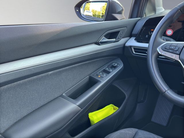 Golf VIII Variant 1.0 eTSI Life DSG