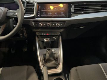 Bild 13 Audi A1 Sportback 25 TFSI +ALU+SITZHEIZUNG+Tempomat