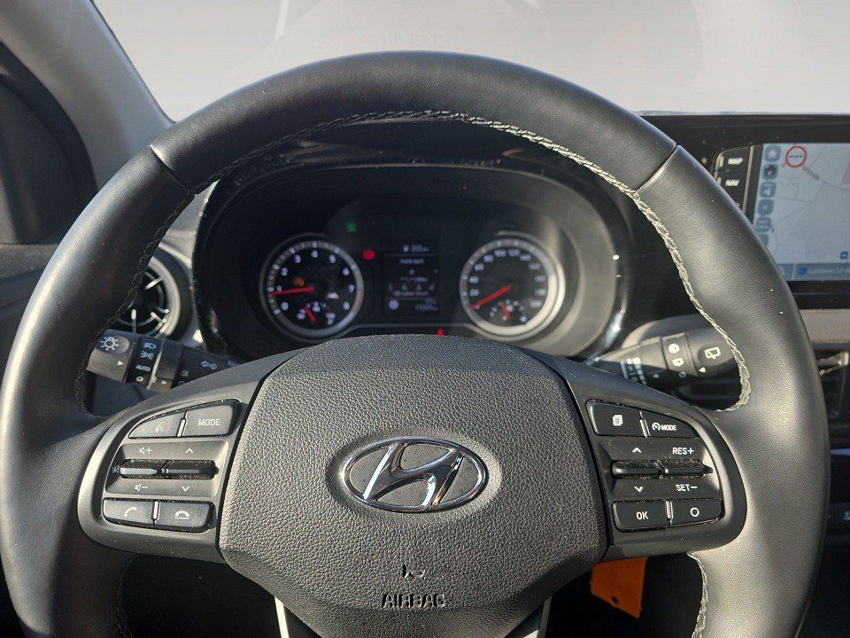 Fahrzeugabbildung Hyundai i10 1.0i Trend Komfortpaket Navi