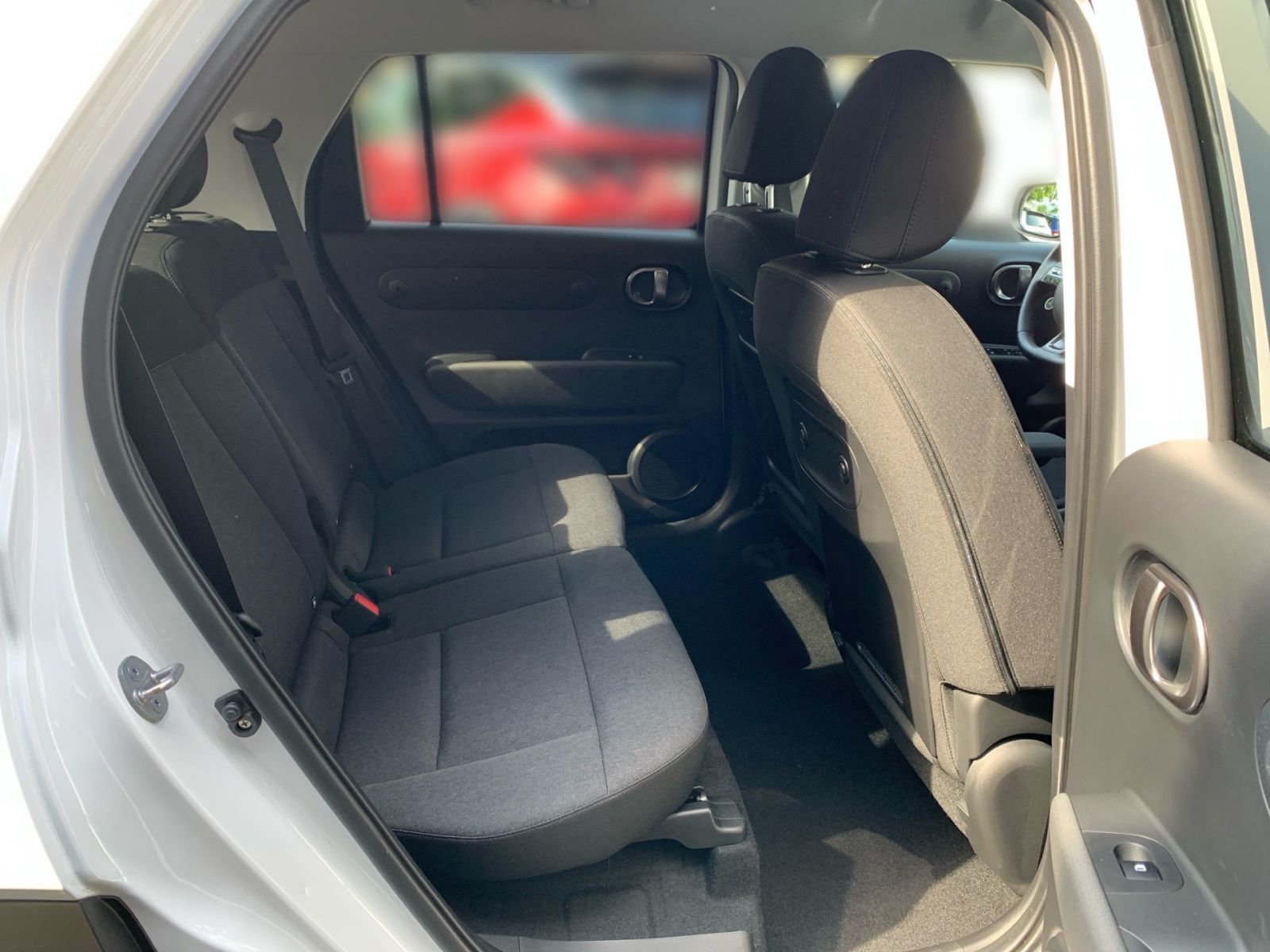Fahrzeugabbildung Hyundai INSTER Trend Elektro 42 kWh Effizienz-Paket