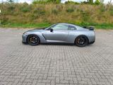 Nissan GT-R 3.8l - - Nissan GT-R mit Benzin-Antrieb: Coupé