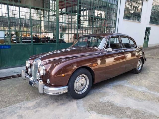 Jaguar MK II Daimler 2.5 V8 Saloon - 1964