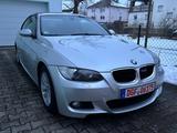 BMW 320i e92 1HD M-Paket+Xenon+Heckrollo+Leder+Sitzh - gebrauchte BMW 3er Reihe aus dem Jahr 2007
