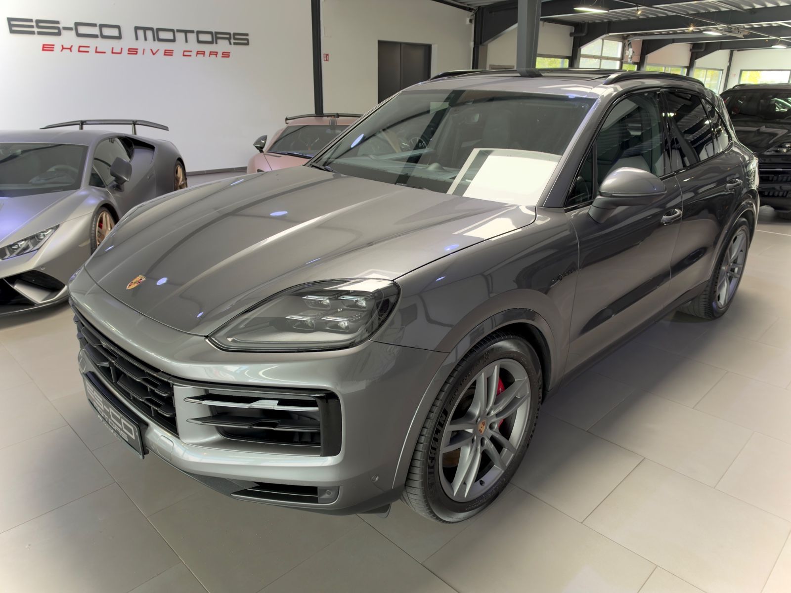Porsche CAYENNE S E-HYBRID CARBON*SPORTABGAS*PDCC*AHK*21