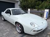 Porsche 928 S4 Oldtimer Wertgutachten Tüv neu - weiße Porsche 928
