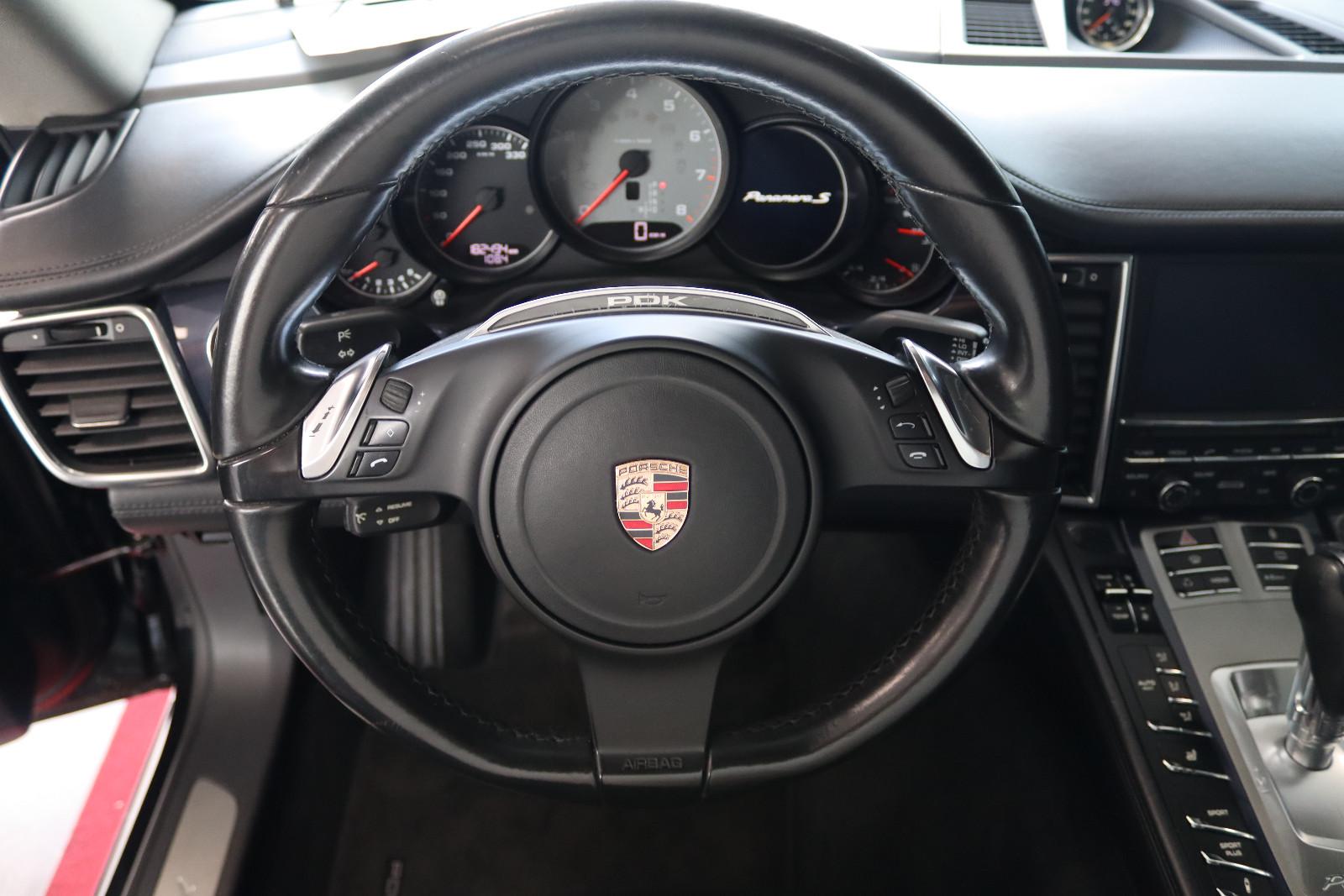 Porsche Panamera S 4.8 V8 | 400 ch | BVA | Toit ouvrant | Cuir | Suspension pneumatique | Caméra | GPS