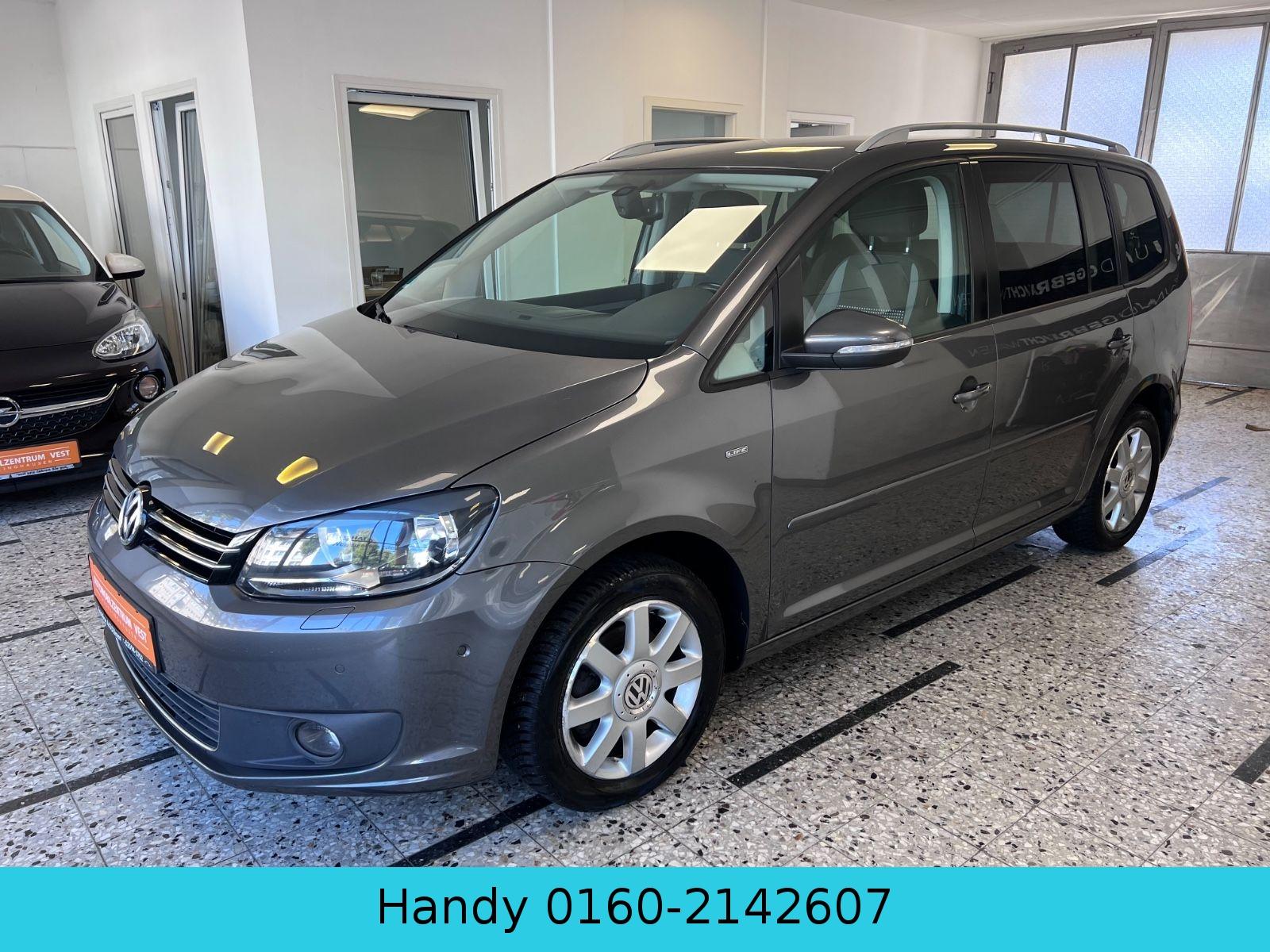 Volkswagen Touran Life 1.6 TDI*Navi*Sitzhzg*Tempomat*AHK*