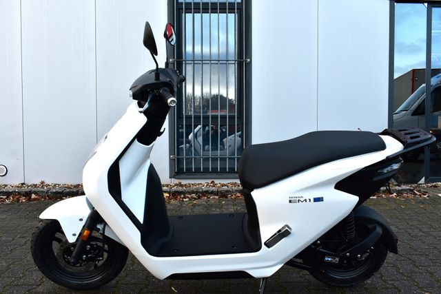 Honda EM1 E Elektroroller Sofort Verfügbar