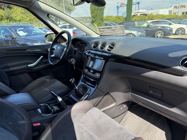Ford S-Max Titanium S