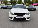 Mercedes-Benz C 63 AMG Edition 1_BiXenon_Pano_Leder_Navi - Mercedes-Benz aus 2012: C63