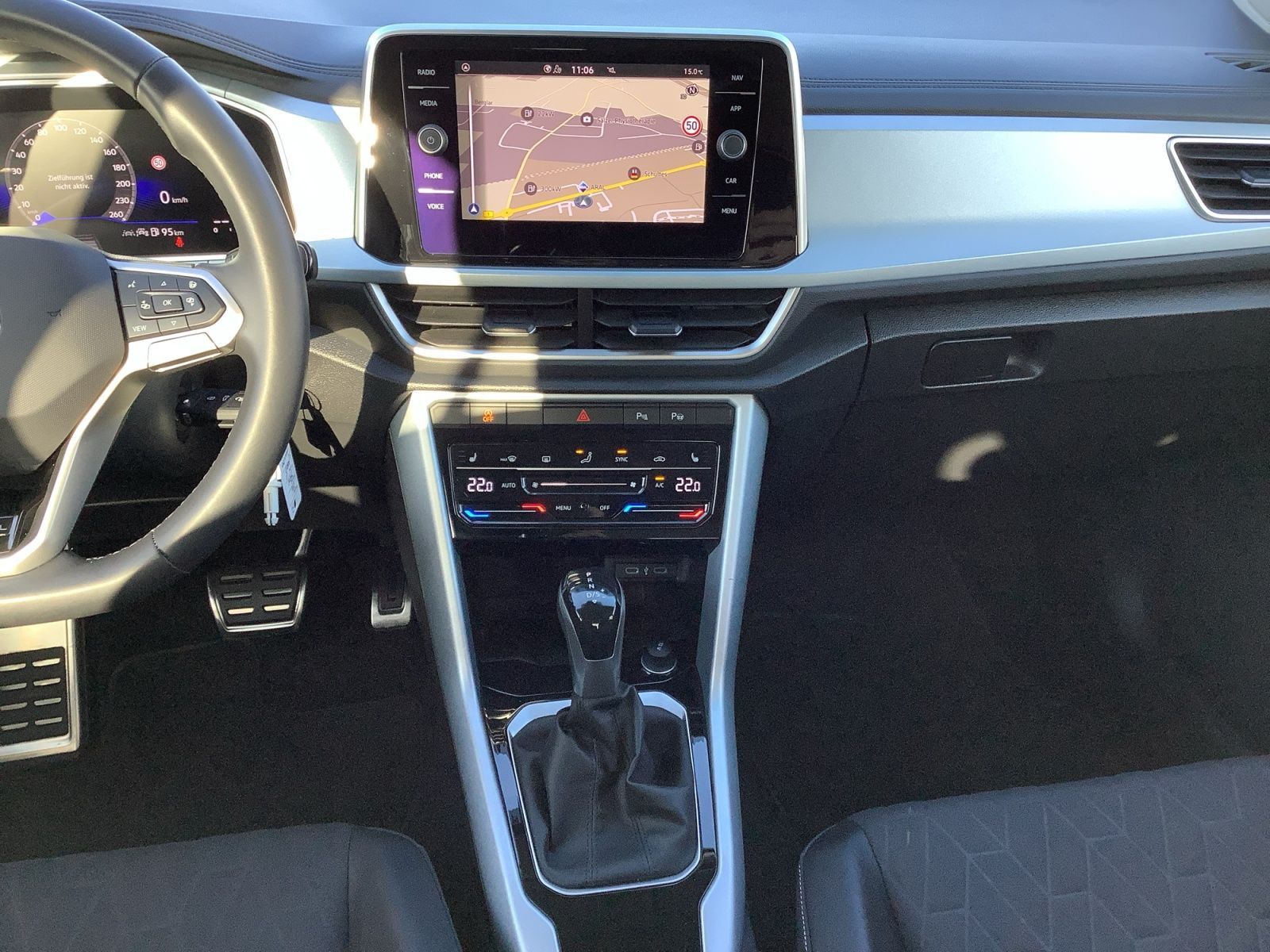 Volkswagen T-Roc - Bild 11