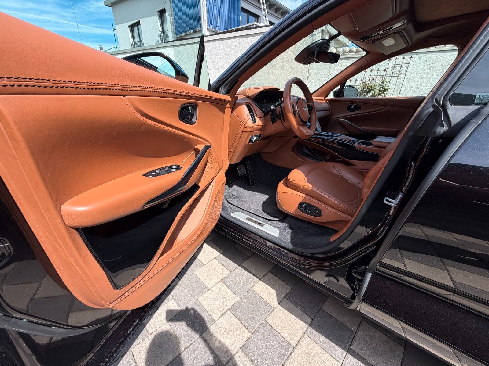 Aston Martin ASTON MARTIN DBX 4.0 V8 foto 19