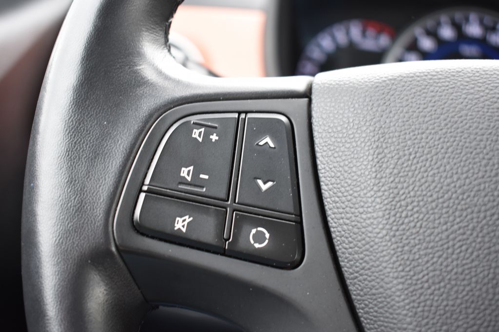 Car Image 22
