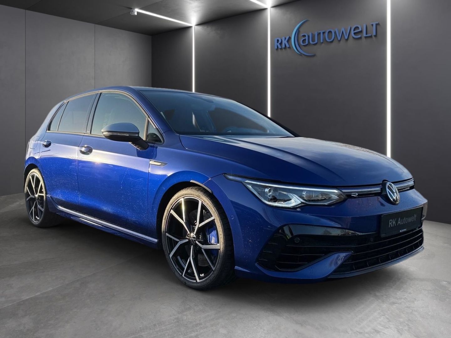 Volkswagen Golf R VIII 2.0 TSI 4Motion Navi HarmanKardon foto 2