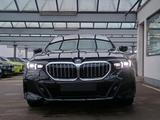 BMW 540d xDrive Tour. M-Sport AHK/IconicGlow/Pano/HK - BMW 540 Gebrauchtwagen
