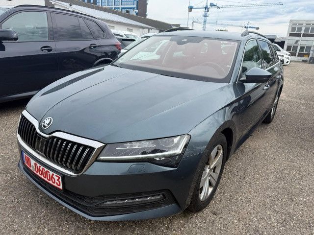 Skoda Superb Combi 2.0 TDI DSG/Navi/LED/10800netto