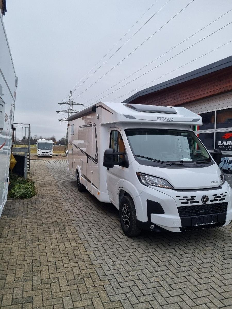 Etrusco T-Modell Base 7.4 SB Automatik - Hubbett - Solar