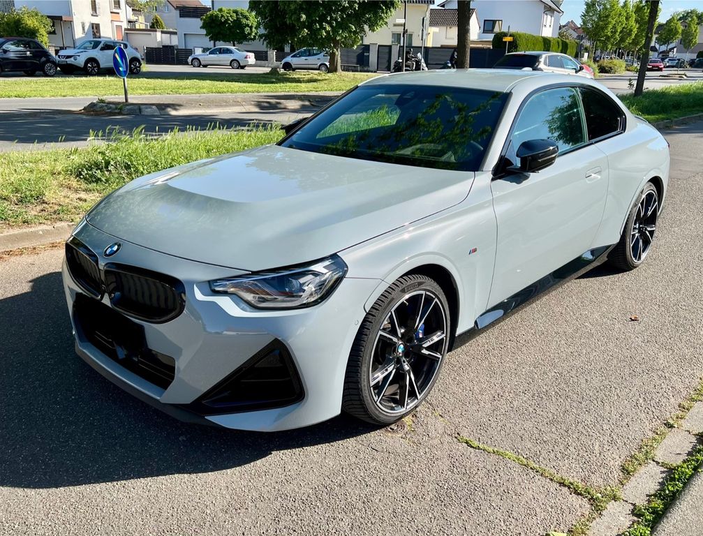 BMW M240i