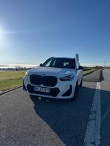 BMW X1 sDrive18i Steptronic - mit bester Ausstattung - : Geländewagen, Best