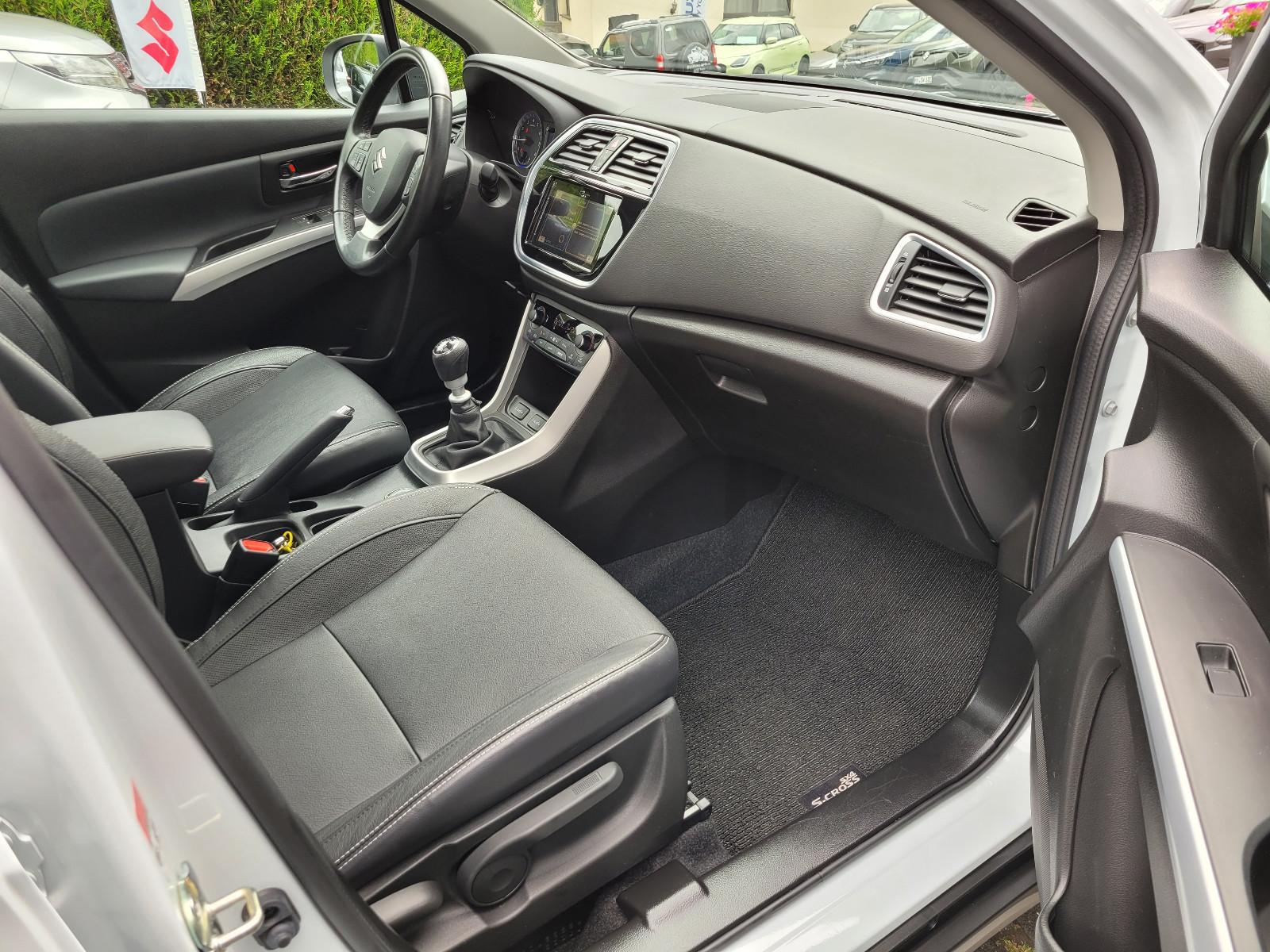 Suzuki (SX4) S-Cross