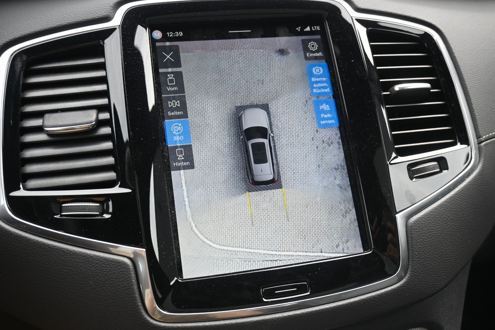 Fahrzeugabbildung Volvo XC90 T8 AWD Ultra Dark Recharge Plug-In Hybrid