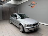 BMW 330i Lim. +HU NEU+SPORTSITZE+SHD+SHZ+PDC - BMW 330 aus 2001: 330i