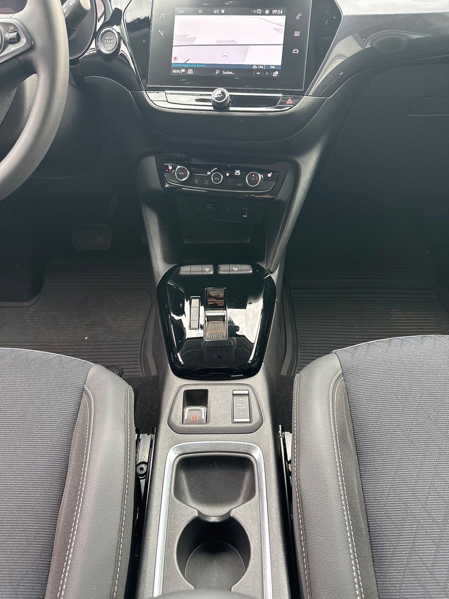 Fahrzeugabbildung Opel Corsa e Elegance NAV+LED+KAMERA+SHZ+VCOCK+TOTW