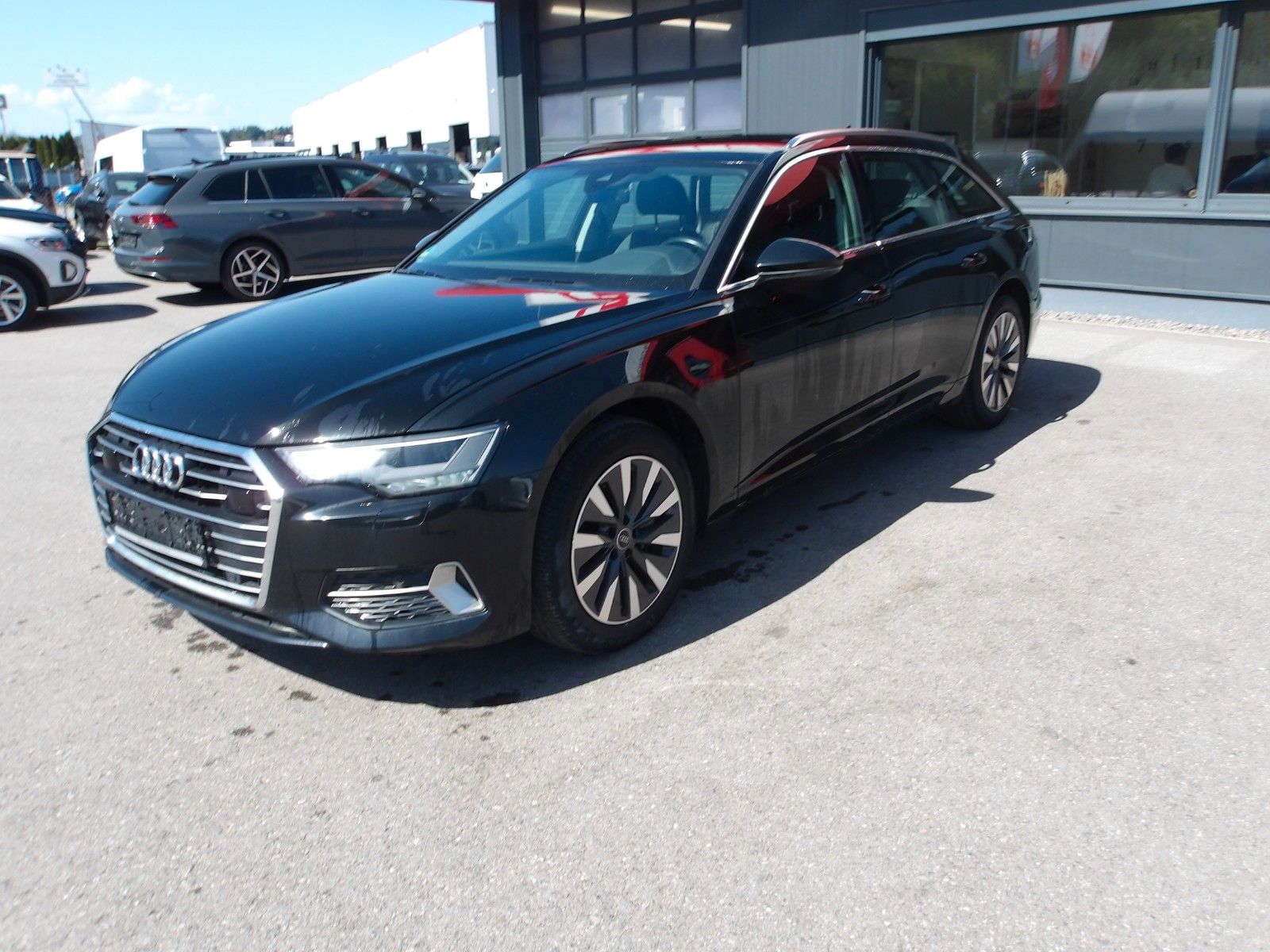 Audi A6 Avant 40 TDI sport EXP € 19990.-