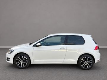 Volkswagen Golf - 2