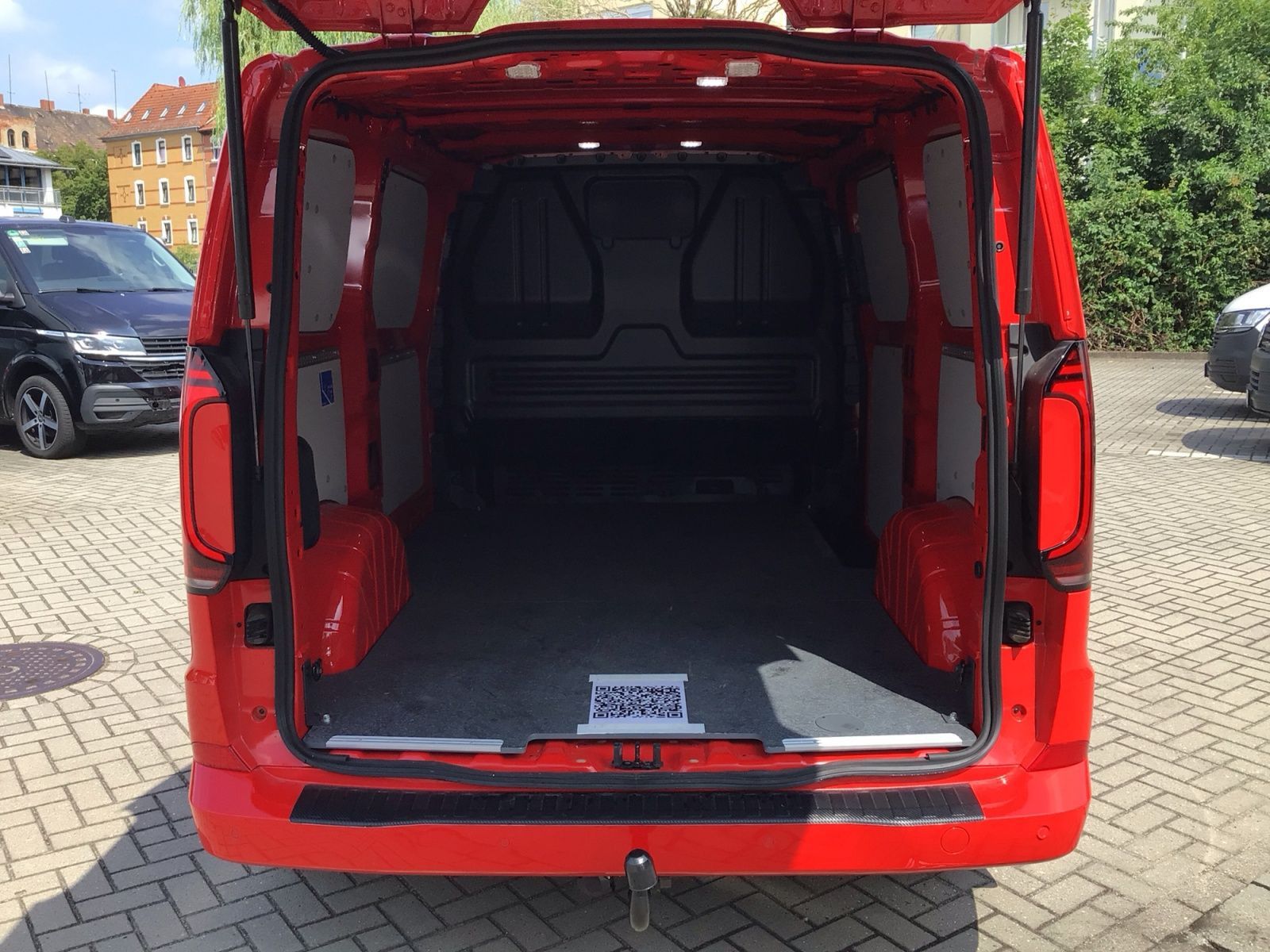 e-Transporter Kasten 160 kW BEV 1-Gang Radst. 31