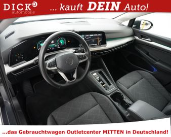 Volkswagen Golf - 10