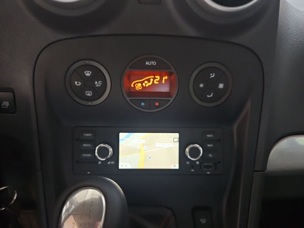 Fahrzeugabbildung Mercedes-Benz Citan 109 Kombi Navi SHZ AHK Flügeltüren RFK