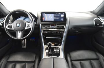 BMW 840