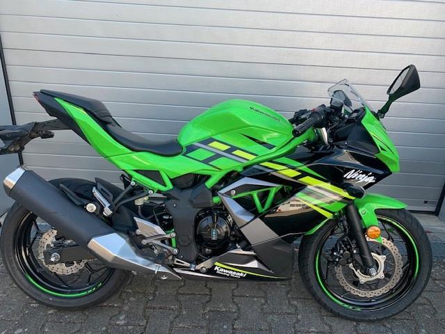 Kawasaki Ninja125