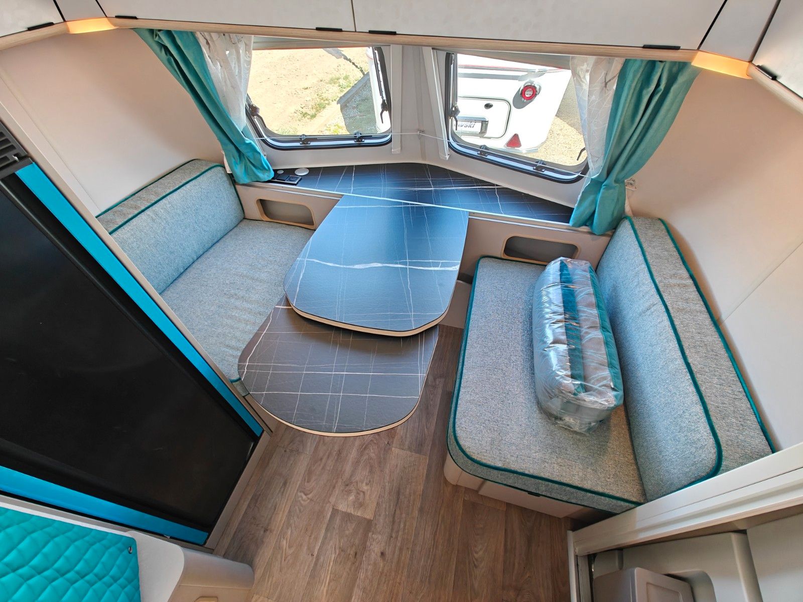 Fahrzeugabbildung HYMER / ERIBA / HYMERCAR Touring 630 Harbour Blue - JETZT 6.719€ SPAREN !