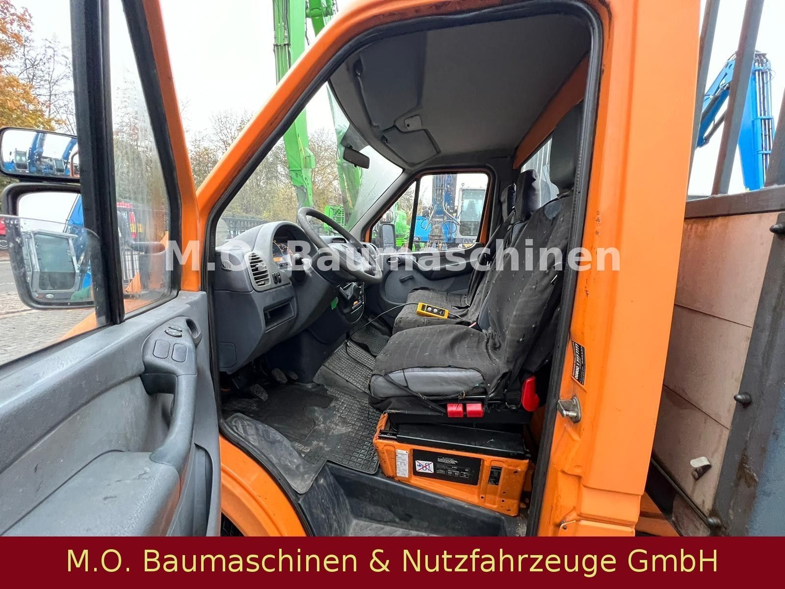 Fahrzeugabbildung Mercedes-Benz Sprinter 413 CDI / 3. Seitenkipper/ Euro 3 /