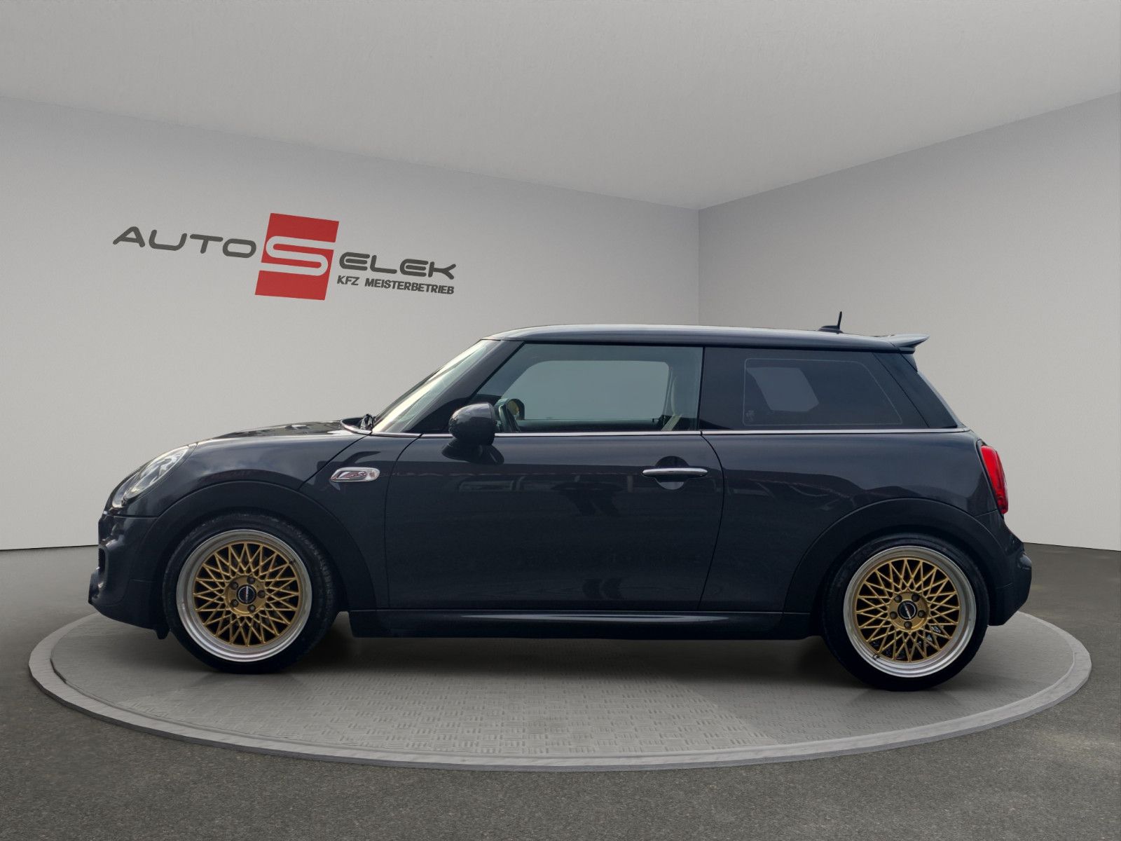Fahrzeugabbildung MINI COOPER S Mini John Cooper Works Harman-Kardon