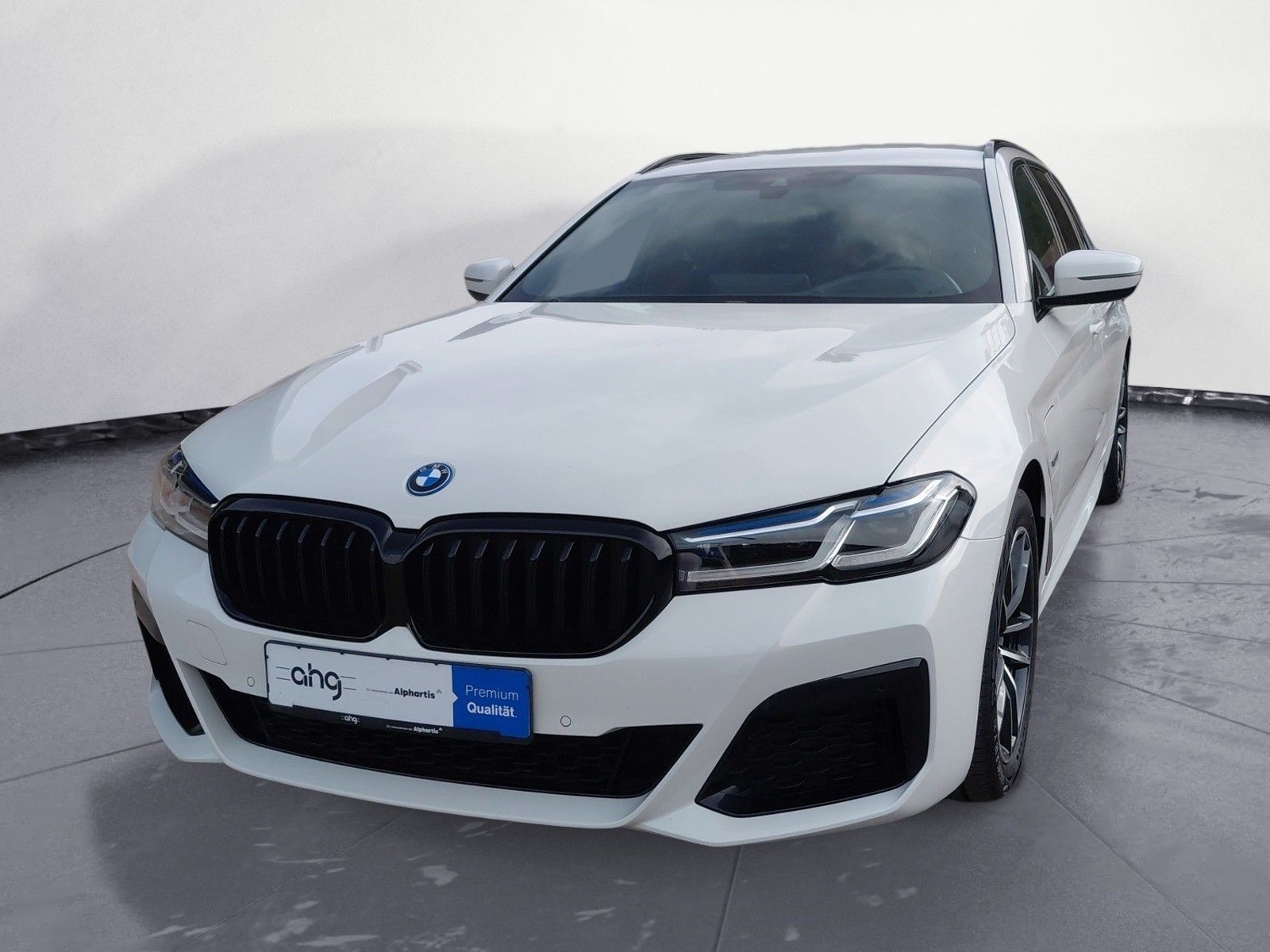 BMW 530e xDrive Touring M Sportpaket Innovationsp. imagem 2