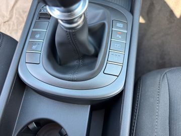 Hyundai KONA 1.0 T-GDI SELECT + FUNKTIONSPAKET -SITZHZG.