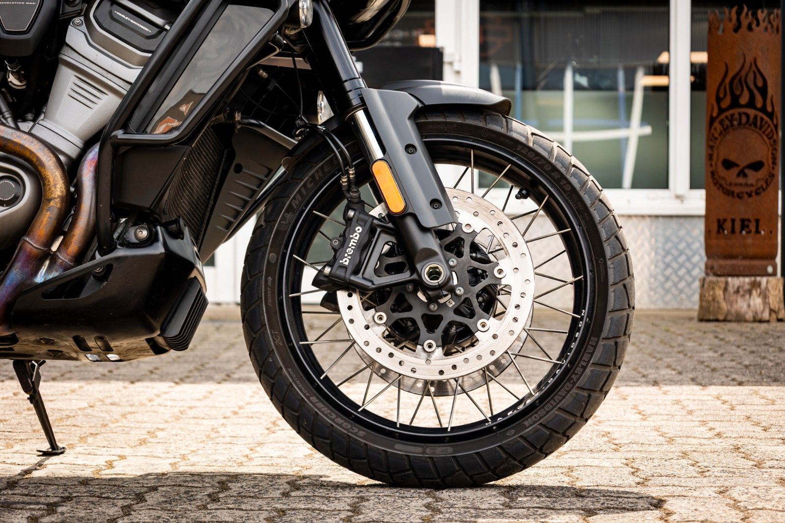 Fahrzeugabbildung Harley-Davidson RA1250S Pan America Special - Screamin Eagle